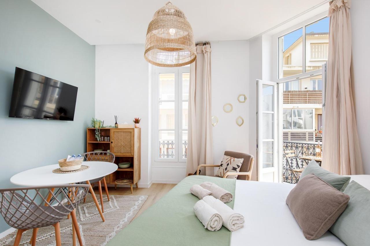 Comfortable Studio W Balcony Cannes Center Tgv Extérieur photo